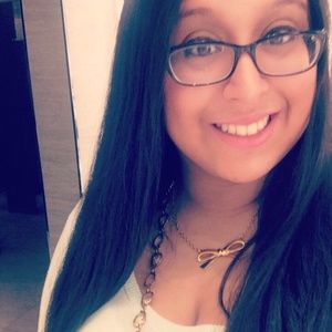 Meet your Posher, Mandy